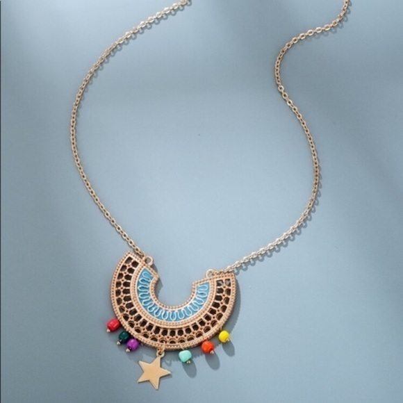 3/$30 💛 Multi Color Boho Necklace - Picture 2 of 4